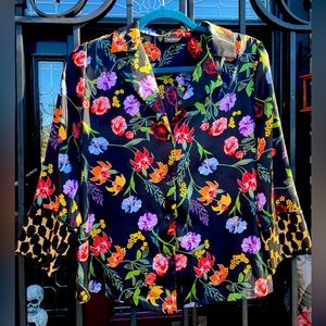 WHO WHAT WEAR 3/4 Sleeve Boxy Cropped Button Down/ Satin Florals and Leopard SzS